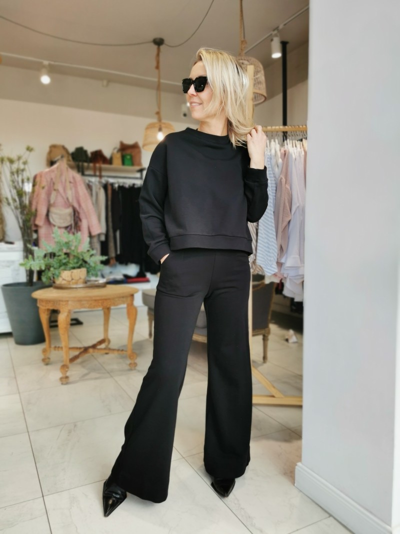 Miniatura produktu Czarny zestaw dresowy z szerokimi nogawkami New York Black