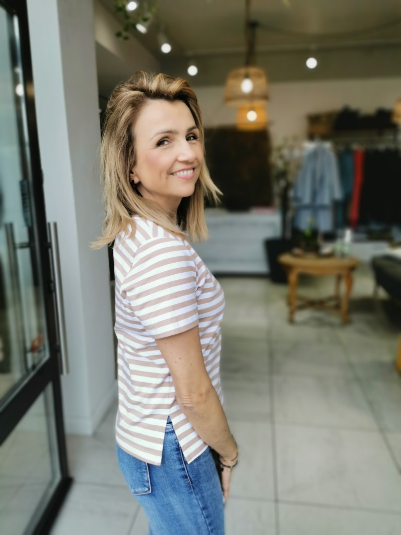 Miniatura produktu T-shirt z wysokogatunkowej bawełny w biało-beżowe paski Beige&White