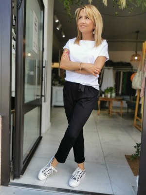 Czarne Spodnie Chinosy ze zwężanymi nogawkami Black Wiskoza