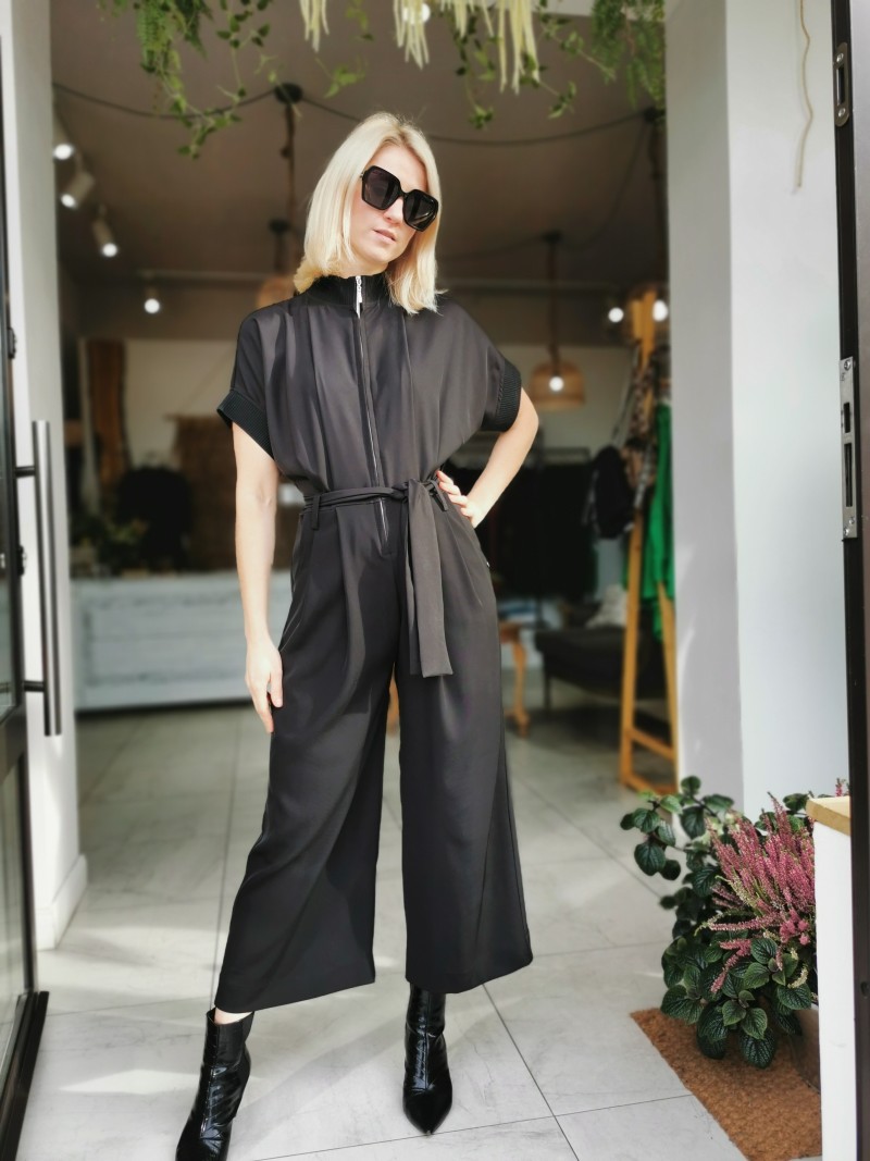 Miniatura produktu Kombinezon Damski o kroju kimono z szerokimi rękawami w kolorze czarnym Maxima Black