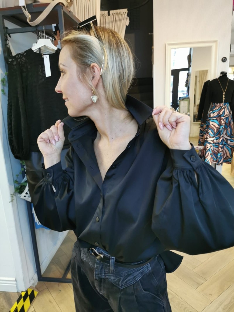 Miniatura produktu Bawełniana Koszula z kołnierzykiem z bufiastymi rękawami w kolorze czarnym Megan Black