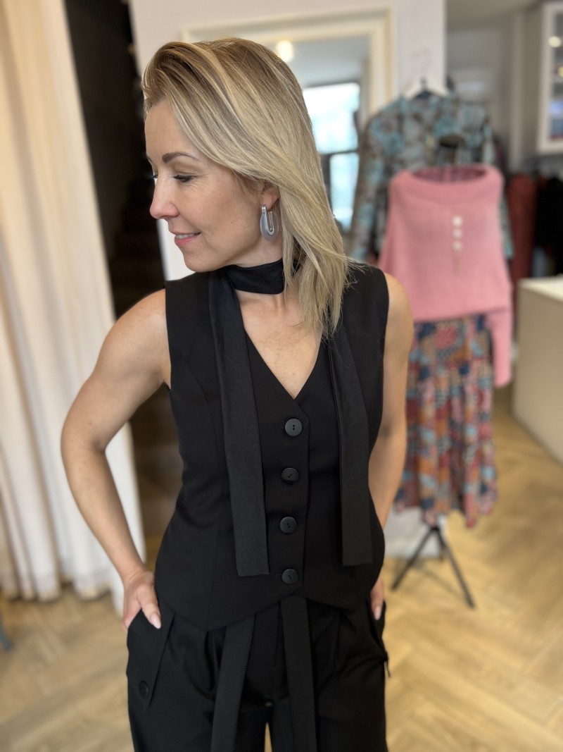 Miniatura produktu Kamizelka Olena Black