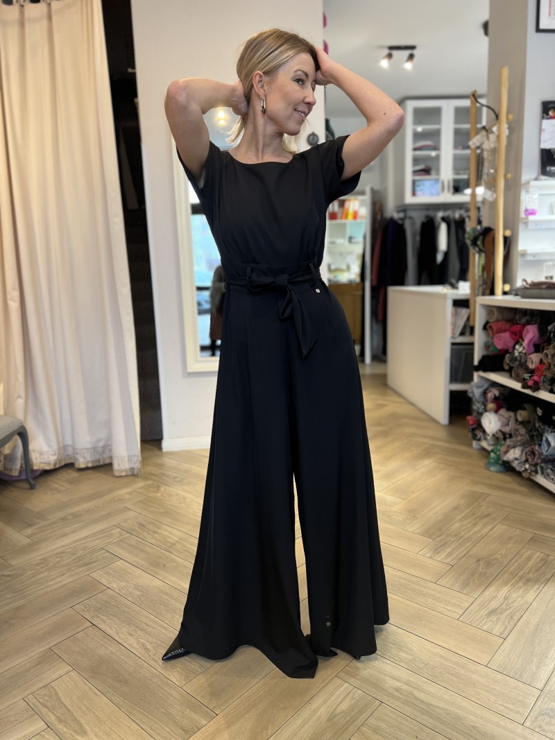 Miniatura produktu Czarny Kombinezon Damski z szerokimi nogawkami i wiązaniem w talii Fryne Black