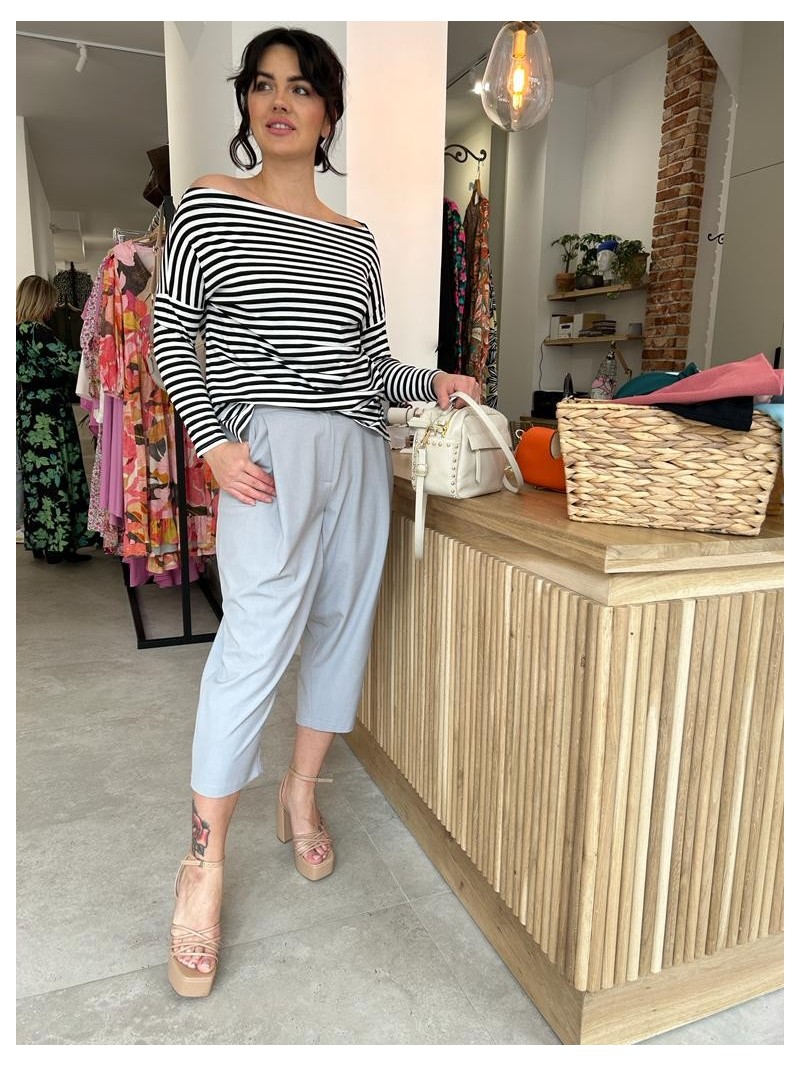 Miniatura produktu Czarna Wiskozowa Bluzka na długi rękaw Cynthia Black&White