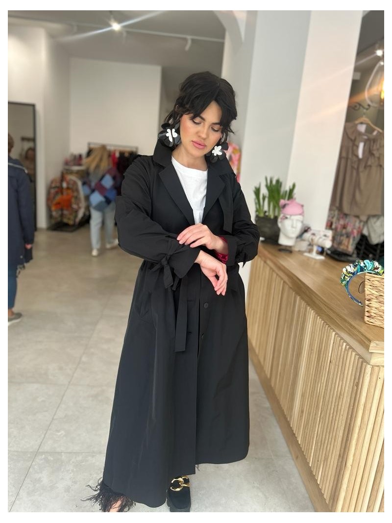 Miniatura produktu Czarny długi Płaszcz typu trencz z paskiem, kołnierzem i zapięciem na guziki Creo Black