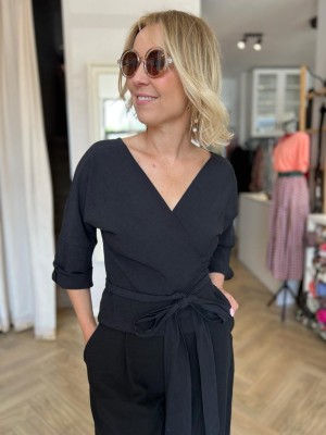 Wiskozowa-lniana Bluzka z wiązaniem w kolorze czarnym Reya Len&Black