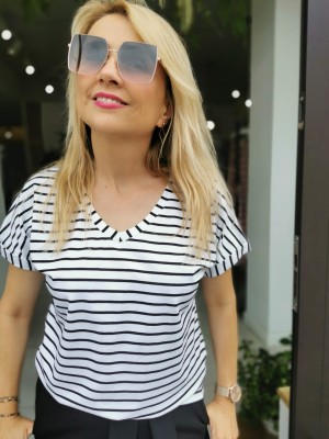 Wiskozowy T-shirt w czarno-białe paski See B&W