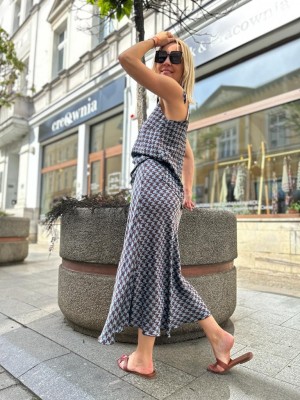 Wiskozowa Spódnica midi w pepitkę lekko rozkloszowana Soley&Pepitka