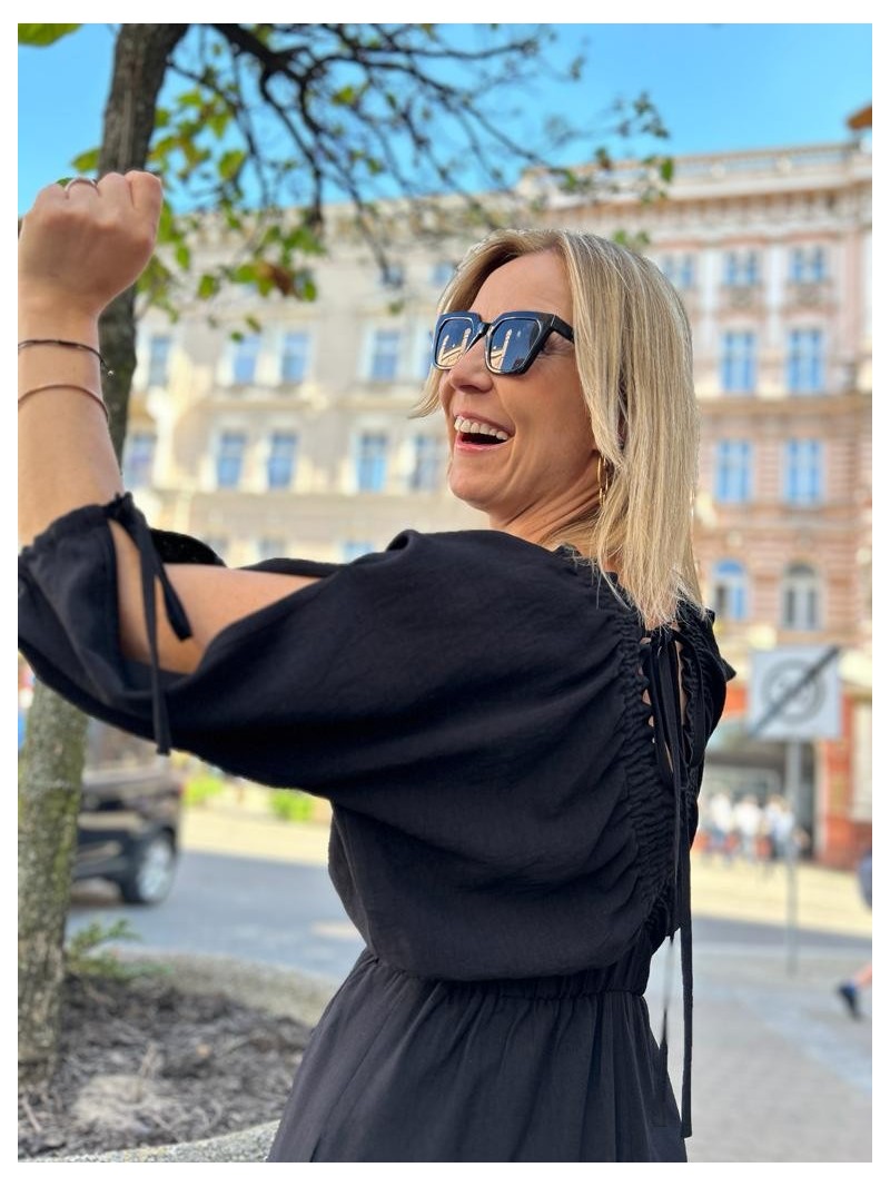 Miniatura produktu Czarny Wiskozowy Kombinezon z ozdobnym wiązaniem na plecach Triss Black