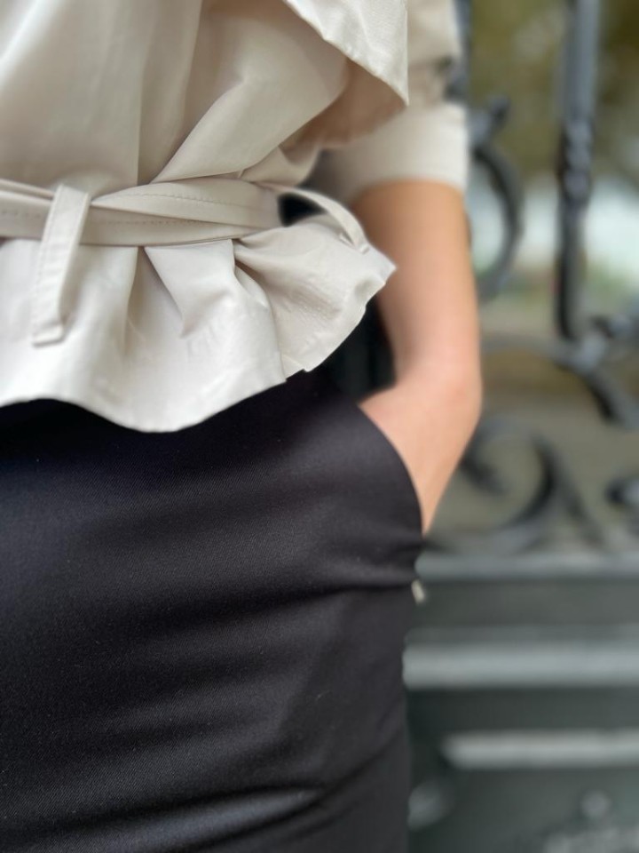 Miniatura produktu Ołówkowa Spódnica midi w kolorze czarnym Christy Black