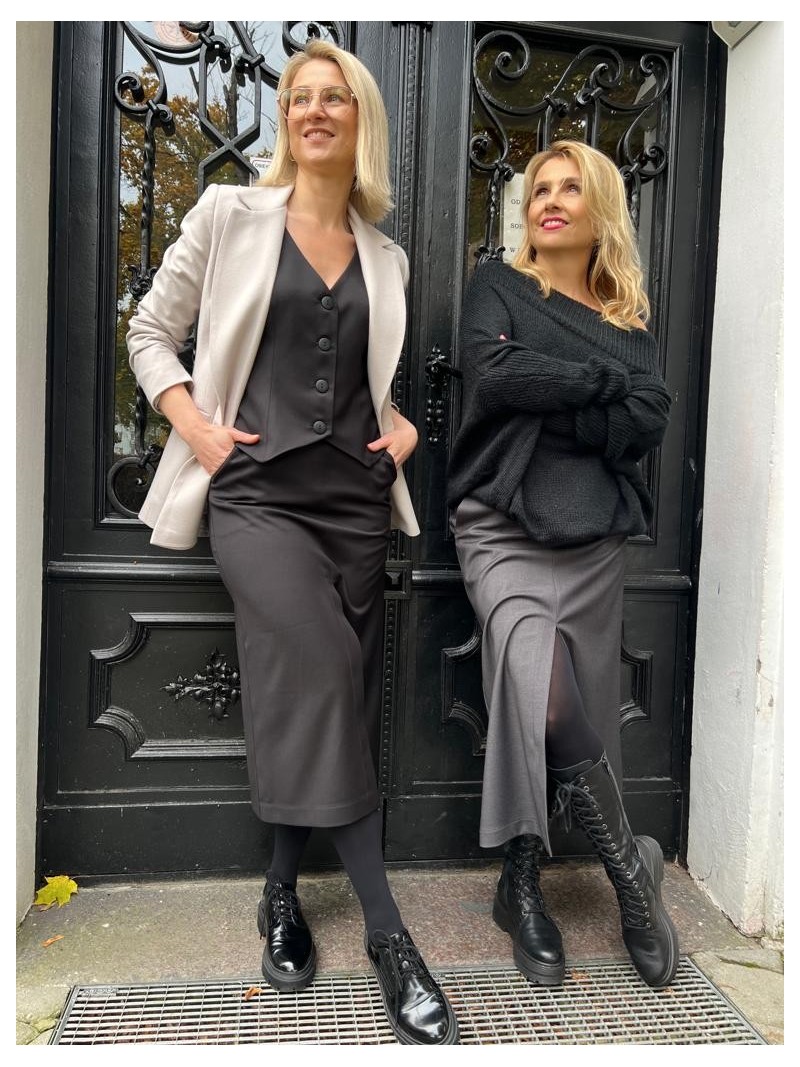 Miniatura produktu Spódnica z rozcięciami w kolorze czarnym Christy Black