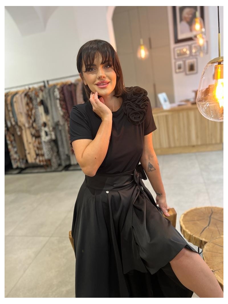 Miniatura produktu Długa Spódnica asymetryczna w kolorze czarnym Velia Black