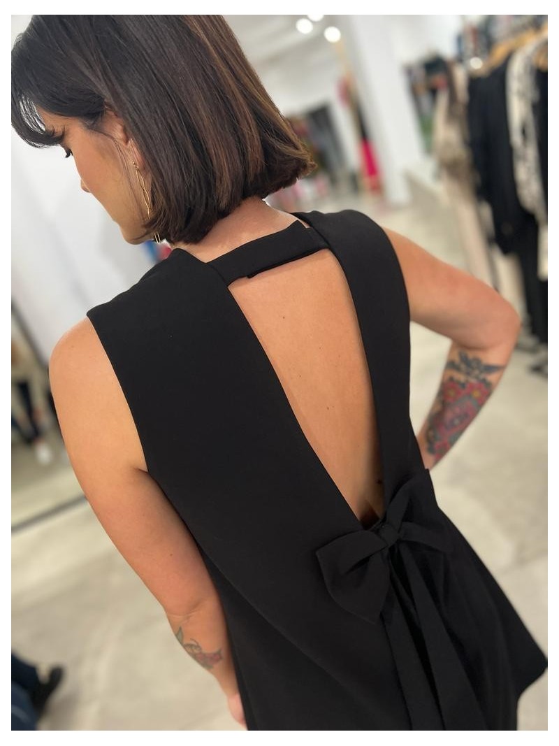 Miniatura produktu Luźna Sukienka Mini w kolorze czarnym z kokardą na plecach Amanda Black