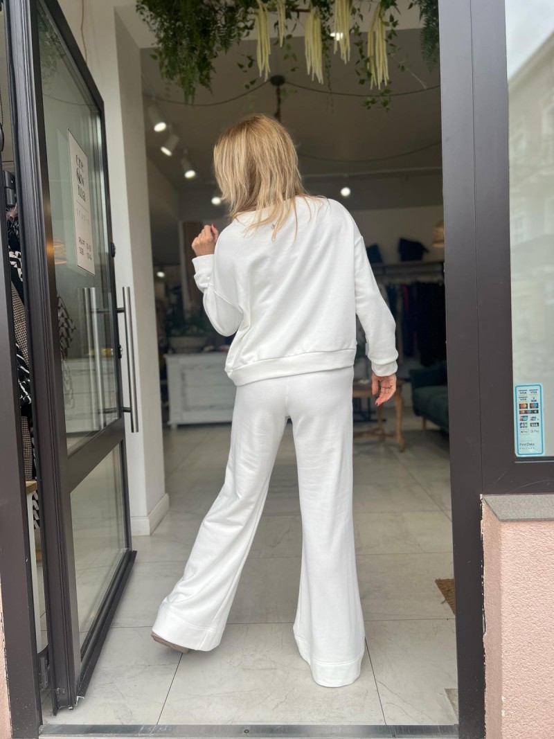 Miniatura produktu Biały zestaw dresowy z szerokimi nogawkami New York White