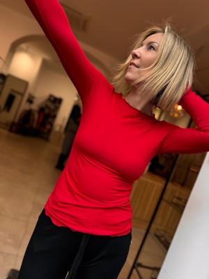 Wiskozowa Bluzka na długi rękaw w kolorze czerwonym Mery Red