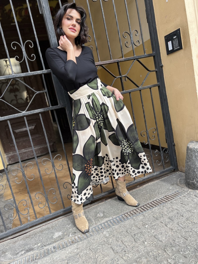 Miniatura produktu Rozkloszowana Spódnica midi w kwiaty w kolorze ecru Meg Dalia Green