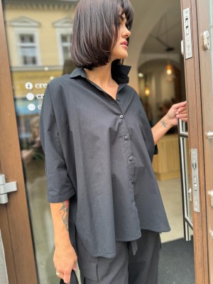 Czarna Bawełniana Koszula oversize z kołnierzykiem Ella Cotton Black