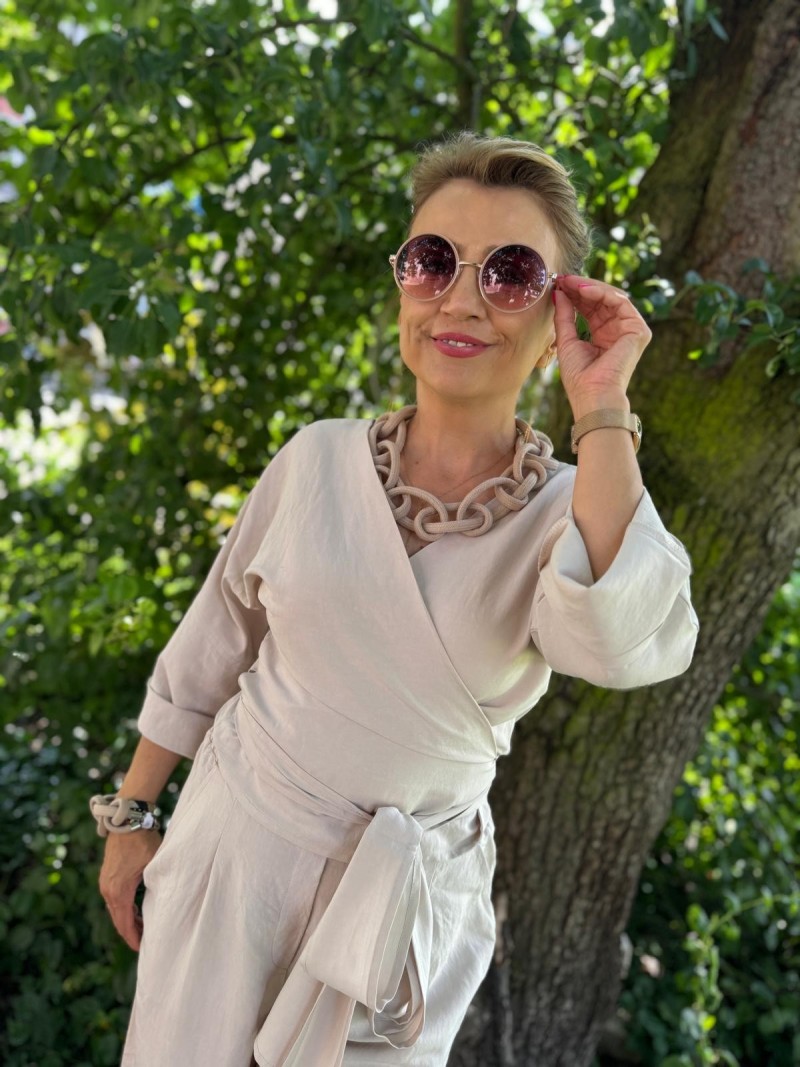 Miniatura produktu Wiskozowa-lniana Bluzka z wiązaniem w kolorze beżowym Reya Len&Beige