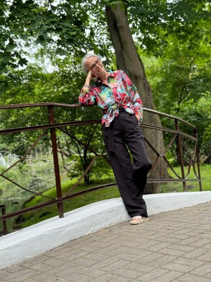 Wiskozowo lniane Spodnie z wysokim stanem w kolorze czarnym Black&Len