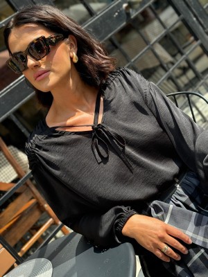 Czarna Bluzka z wiązanym ściągnięciem i długim rękawem Bethany Black