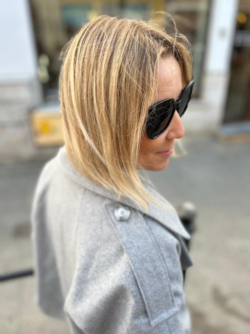 Miniatura produktu Szary płaszcz krótki wełniany z kieszeniami i zapięciem na guziki London&Grey Short