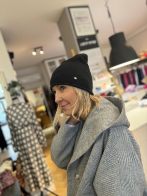 Czarna czapka z domieszką wełny Wool Black