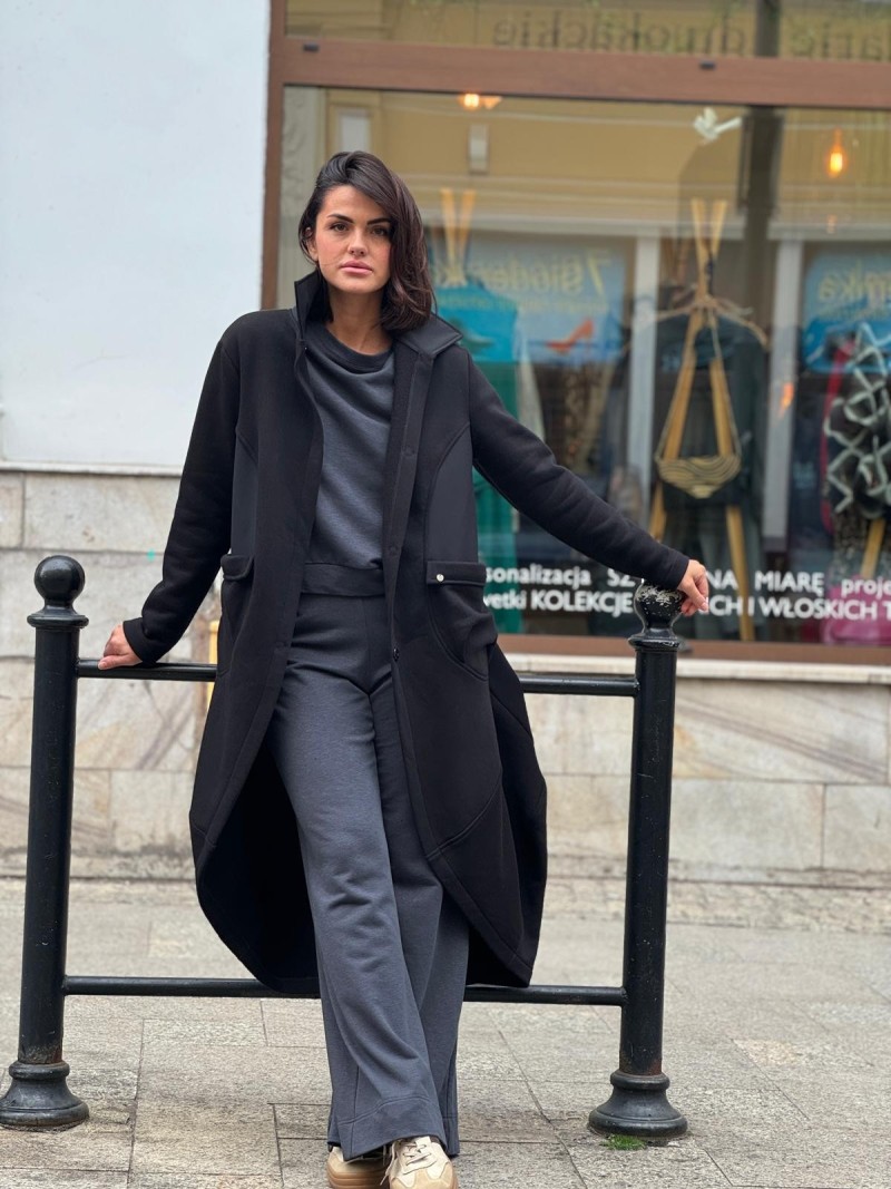 Miniatura produktu Asymetryczny czarny Płaszcz Bawełniany ze stójką i zapięciem na zatrzaski Żuk Black