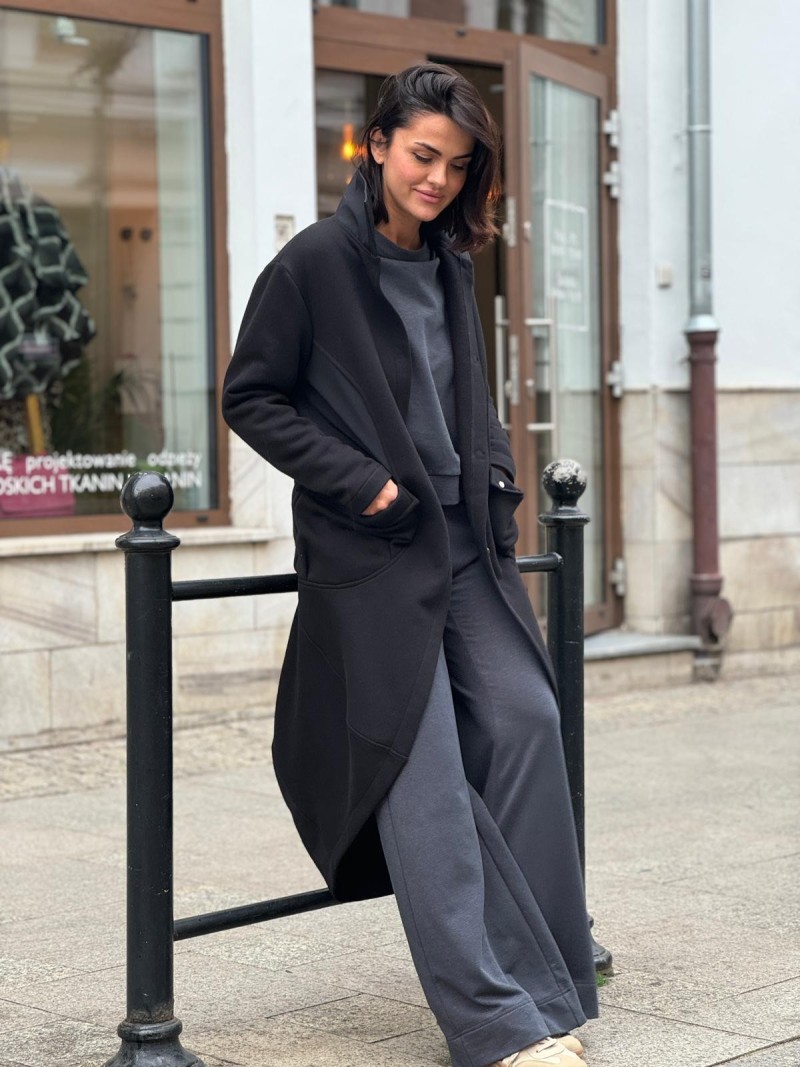 Miniatura produktu Asymetryczny czarny Płaszcz Bawełniany ze stójką i zapięciem na zatrzaski Żuk Black