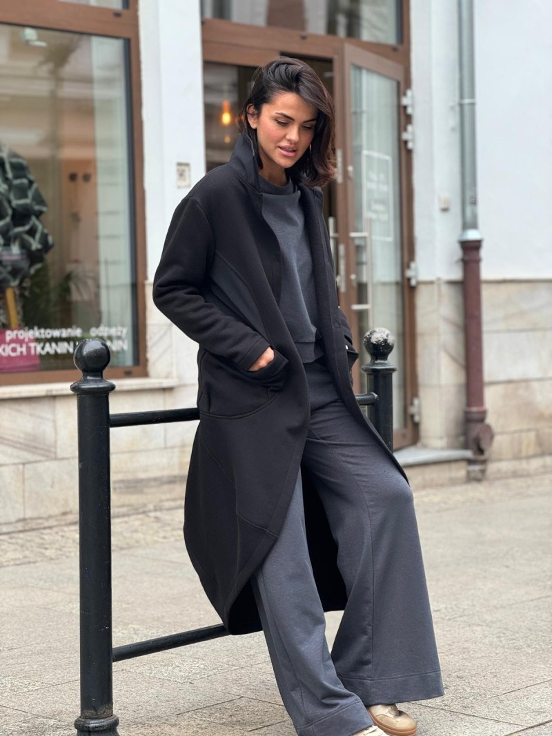 Miniatura produktu Asymetryczny czarny Płaszcz Bawełniany ze stójką i zapięciem na zatrzaski Żuk Black