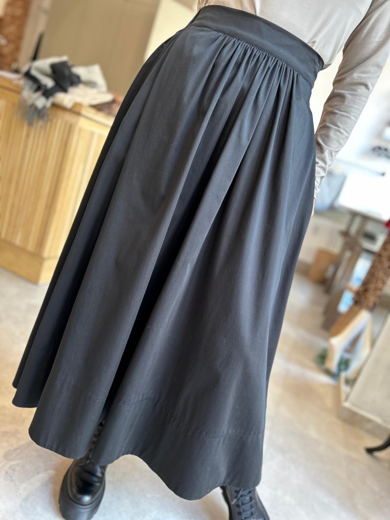 Miniatura produktu Bawełniana Spódnica midi dopasowana w talii w kolorze czarnym Matilde Black