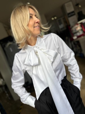 Biała Bawełniana Koszula taliowana z ozdobnym wiązaniem Babette White