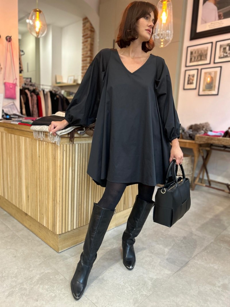 Miniatura produktu Sukienka Mini z bufiastymi rękawami w kolorze czarnym Alexandra Short Black