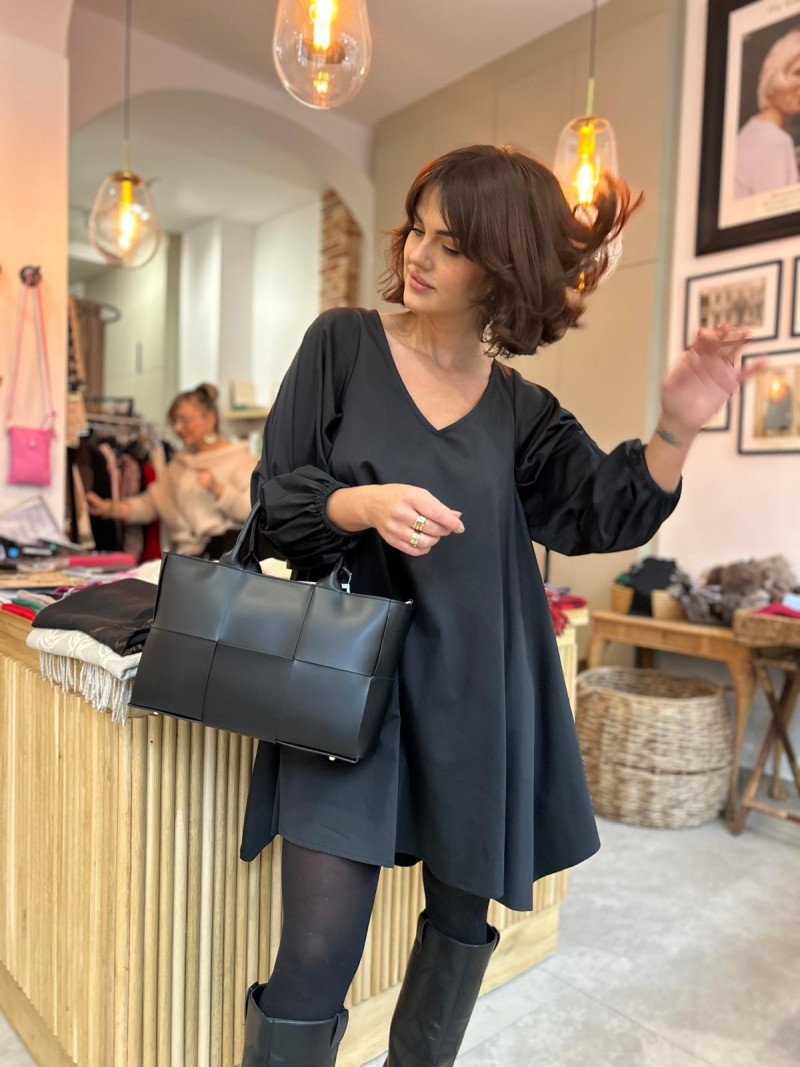 Miniatura produktu Sukienka Mini z bufiastymi rękawami w kolorze czarnym Alexandra Short Black