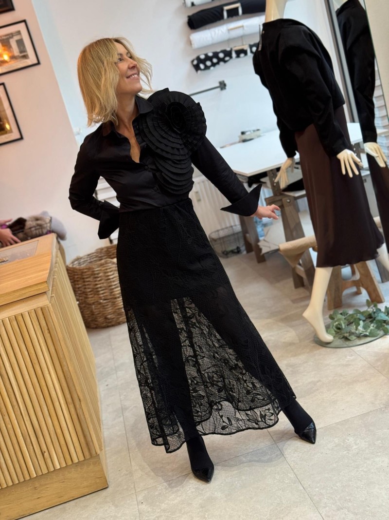 Miniatura produktu Czarna Koronkowa Spódnica długa lekko rozkloszowana Soley Black&Koronka