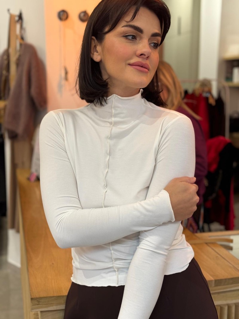 Miniatura produktu Kremowy Wiskozowy Golf z ozdobną mereżką M&Ecru