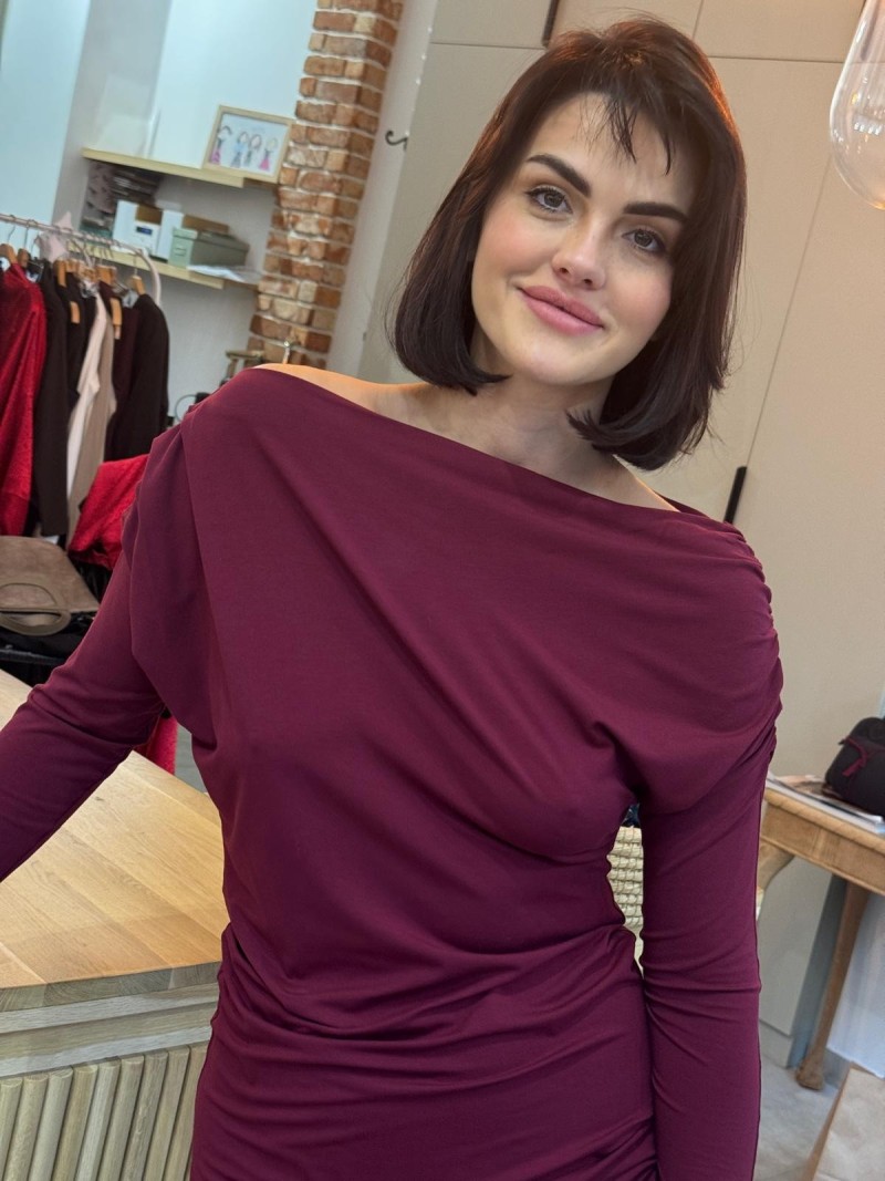 Miniatura produktu Bordowa Sukienka Wiskozowa o dopasowanym fasonie Andrea Bordo