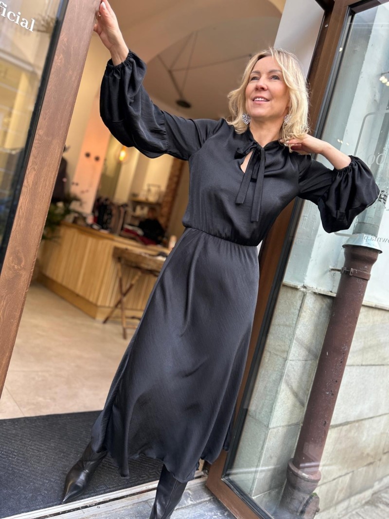 Miniatura produktu Czarna Sukienka Midi z bufiastymi rękawami i wiązaniem przy dekolcie Soley Black