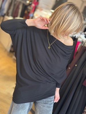 Wiskozowa Bluzka o kroju kimono asymetryczna w kolorze czarnym Natasha Black