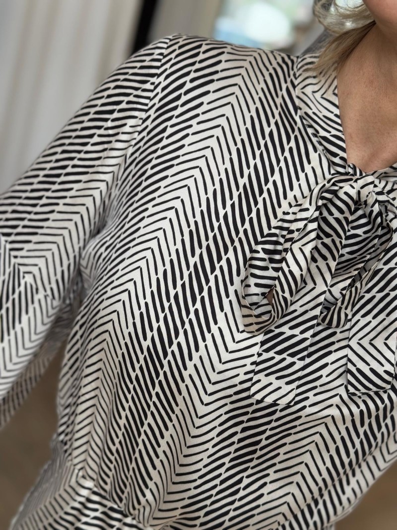 Miniatura produktu Jasna sukienka Wiskozowa Midi z bufiastymi rękawami i odcięciem w talii Soley B&W