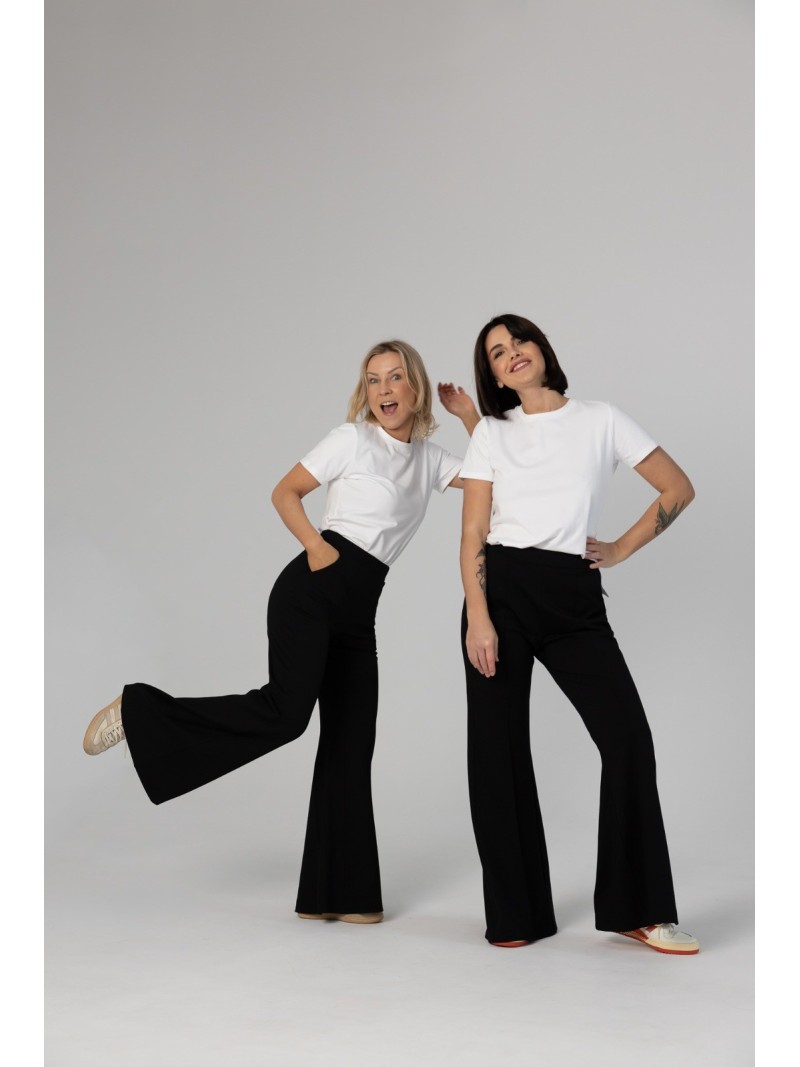 Miniatura produktu Czarne Spodnie na gumce z kieszeniami i szerokimi nogawkami Flare Black