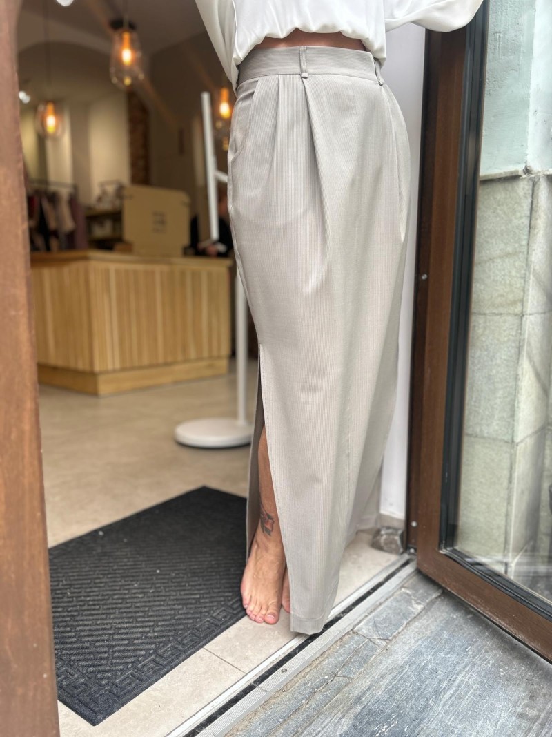 Miniatura produktu Wełniana Spódnica maxi w kolorze beżowym Walia Wool&Lines Beige