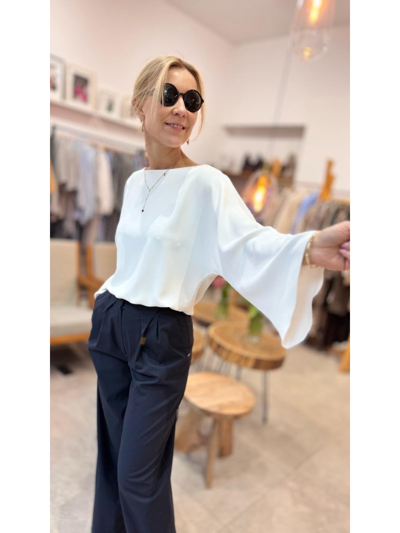 Miniatura produktu Biała Bluzka z kielichowym rękawem i odkrytymi plecami Rosie White