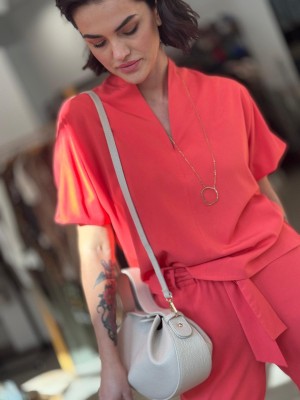 Koralowa Wiskozowa Bluzka o kroju kimono asymetryczna Danielle Koral