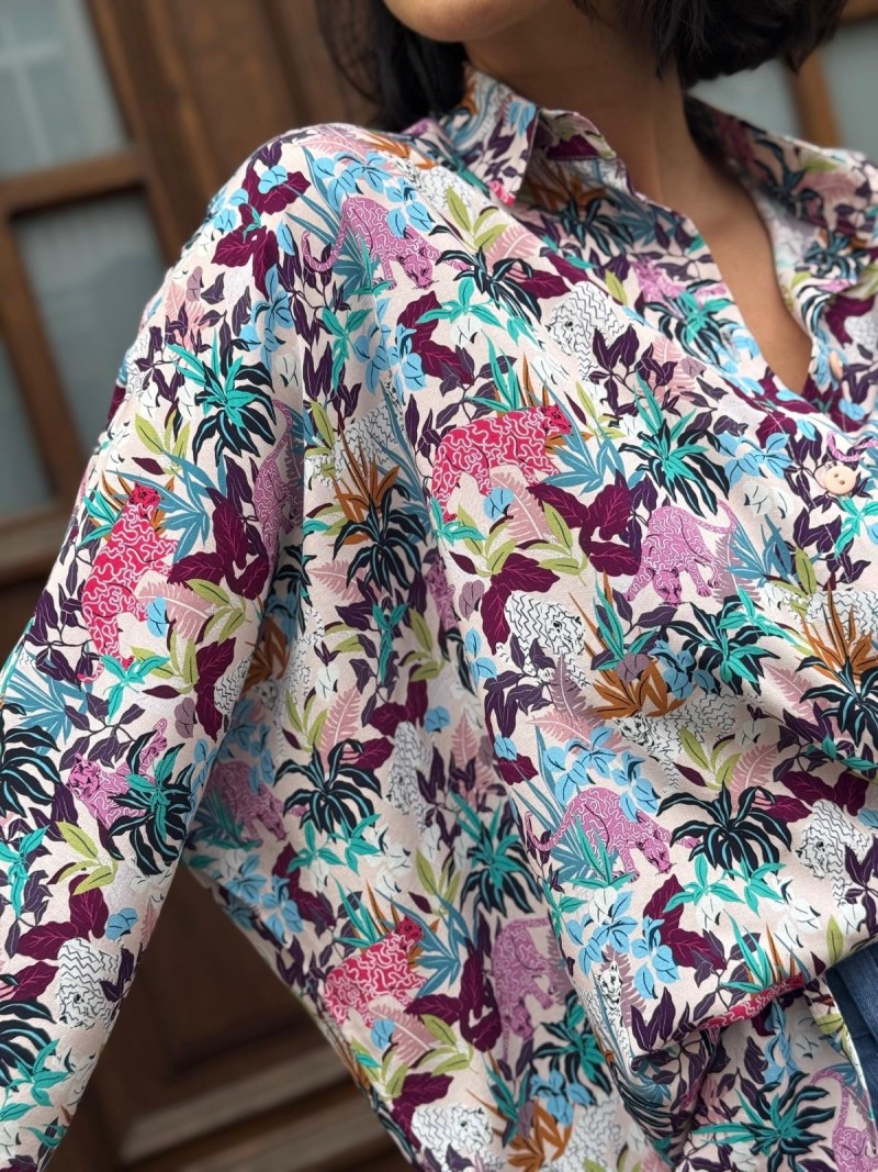 Miniatura produktu Wiskozowa Koszula o kroju oversize z kolorowym wzorem Ella Jungle