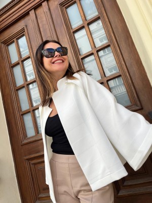 Białe Wdzianko bez zapięcia z raglanowym rękawem 3/4 Iren White