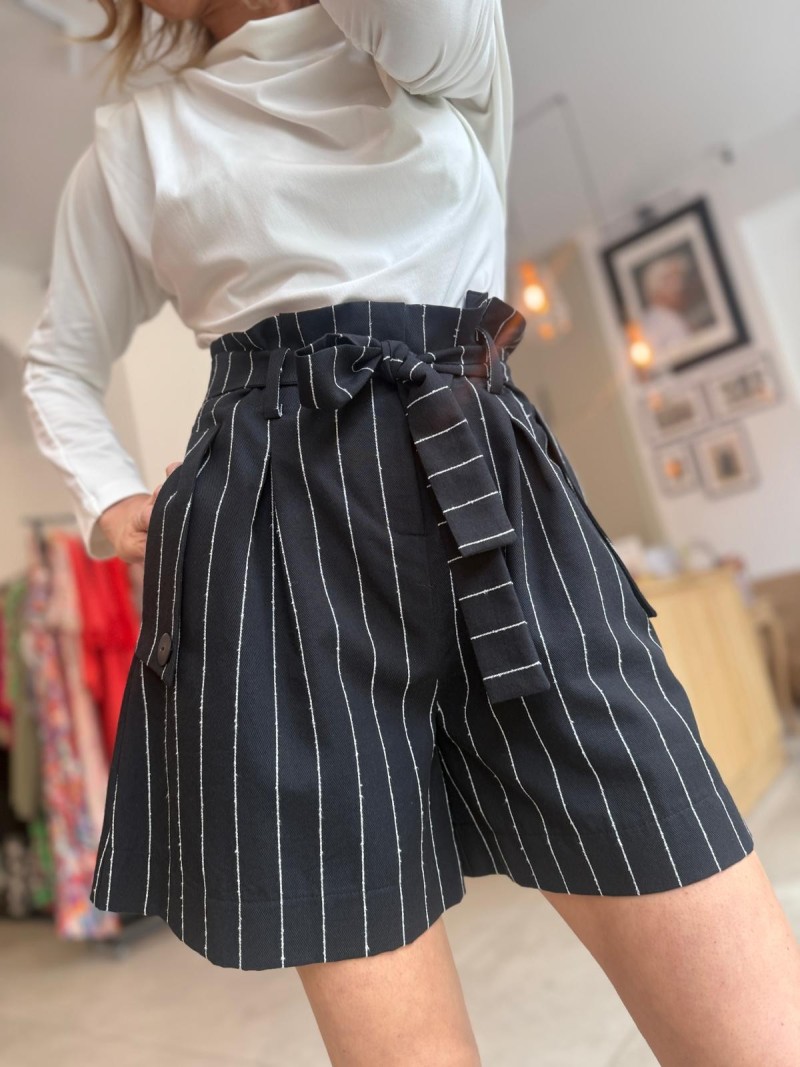 Miniatura produktu Spodenki Paris Black&White