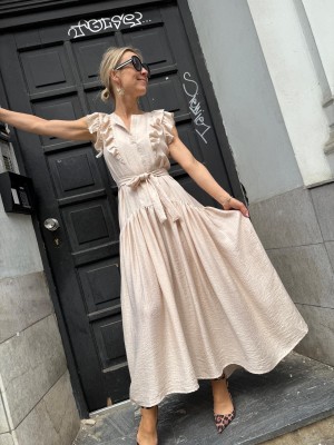 Sukienka Maxi z falbanami w jasnoróżowym kolorze Sevilla Powder Pink