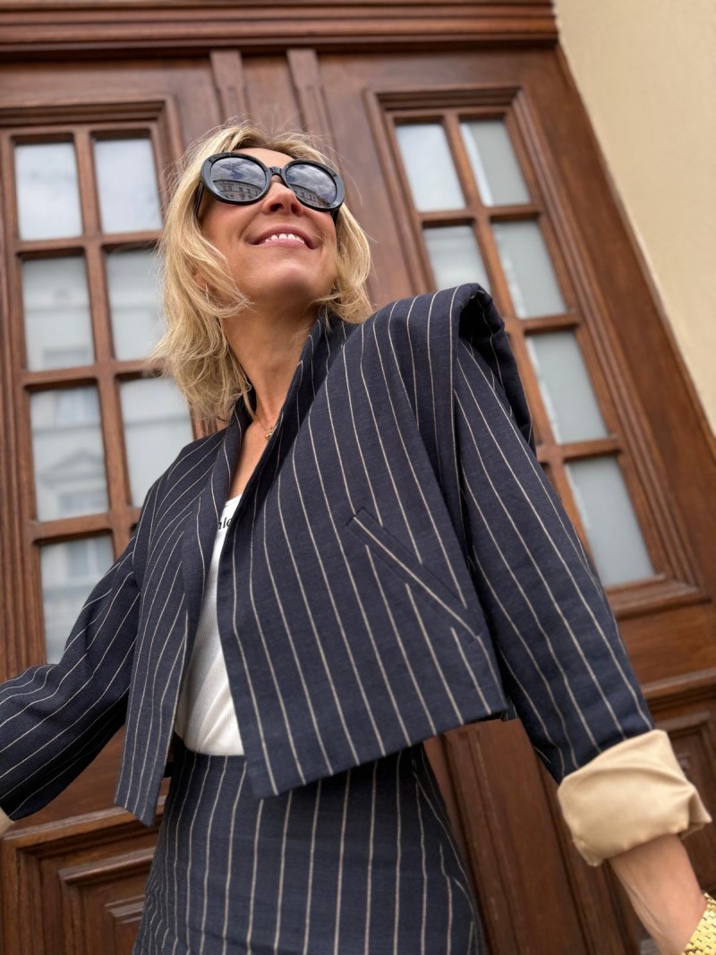 Miniatura produktu Granatowa Kurtka bawełniana w prążek ze stójką Ulla Short & Lines Navy