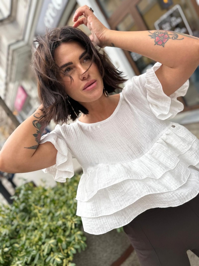 Miniatura produktu Bluzka na krótki rękaw z falbanami w kolorze białym Fleur Lyocell&White