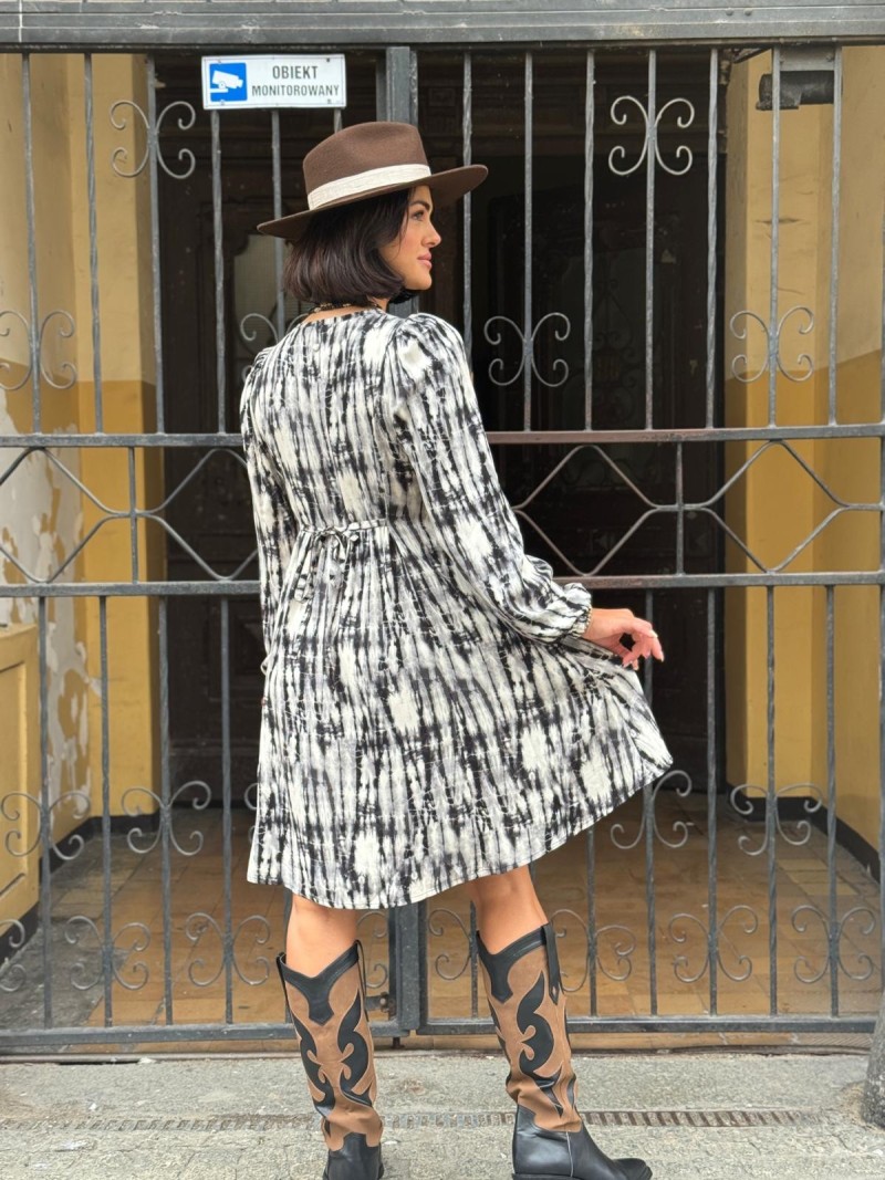 Miniatura produktu Wiskozowa Sukienka Mini wiązana w talii w czarno-biały wzór Rivia Short Moss